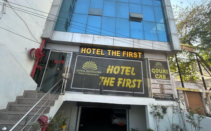 Hotel The First by Goyal Hoteliers