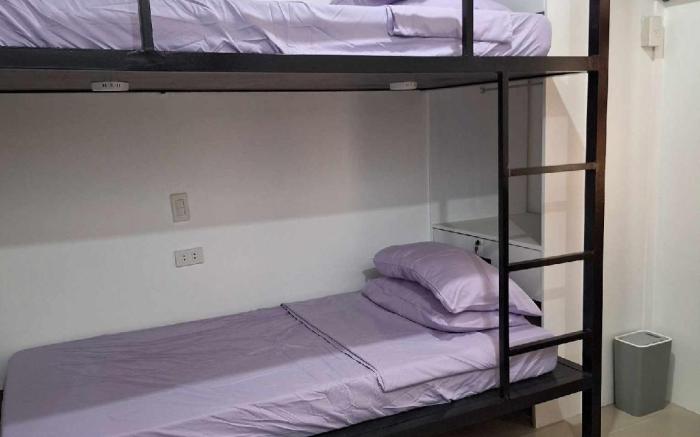 Trend-Stay Dormitory Room 202