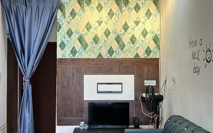 FAZ HOMESTAY FREE WIFI NETFLIX