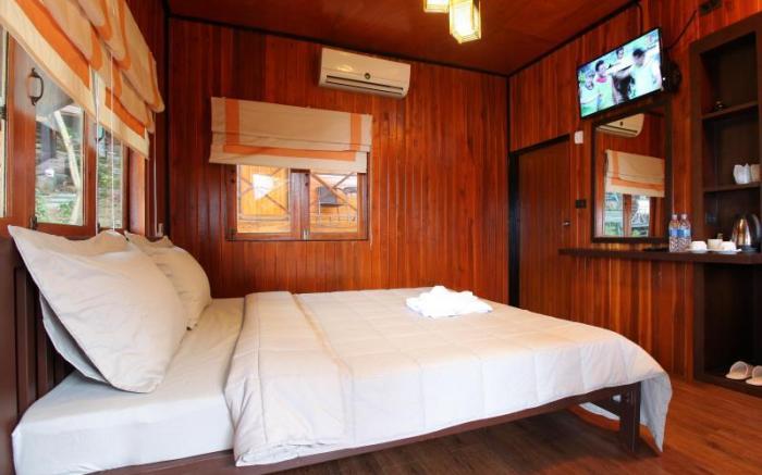 The Cobble Beach Hotel
