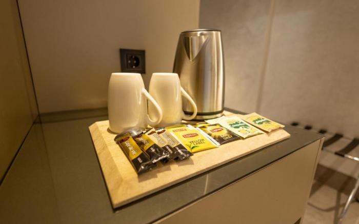 Four Hills Hotel