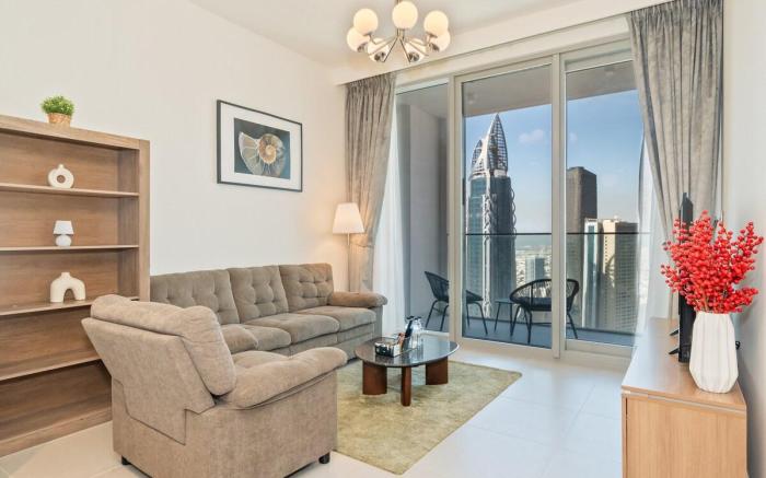 2BR w/Pool & Gym 2min to Burj Khalifa & Dubai Mall