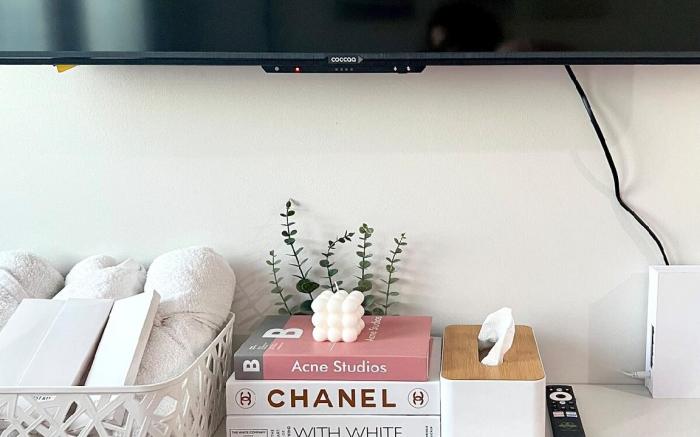 Chic condo unit near ADMU, Miriam, LRT Katipunan