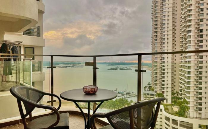 Amberside 11th Seaview 3R3B Luxe Suites@ 11pax