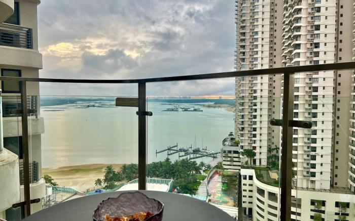 Amberside 11th Seaview 3R3B Luxe Suites@ 11pax