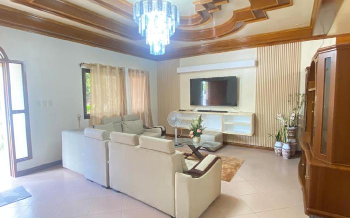 Exclusive house with pool