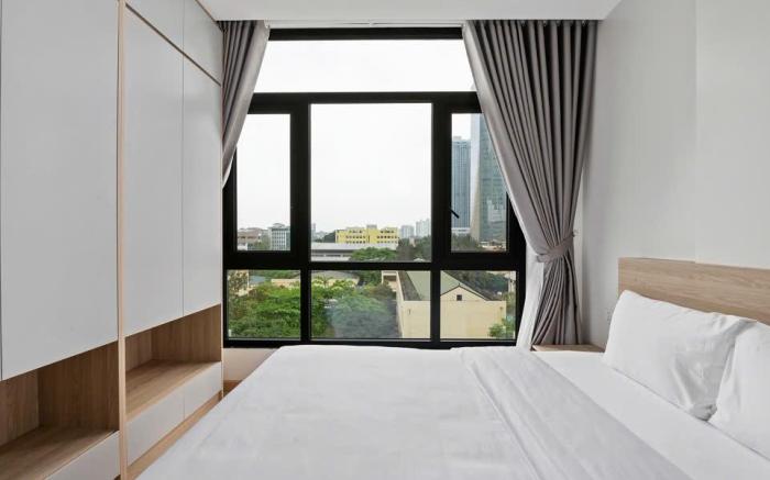 Aparment with Lotte Hanoi View 8