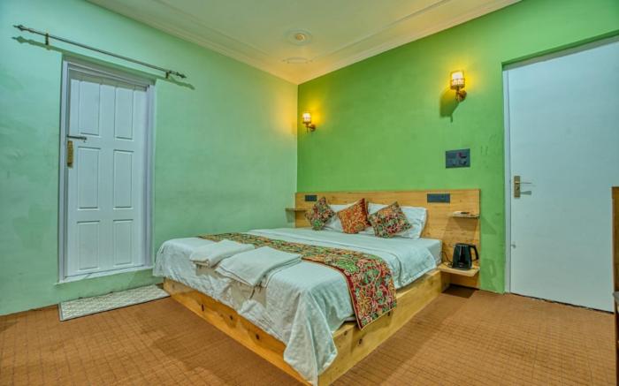 Goroomgo Anjeer villa Srinagar