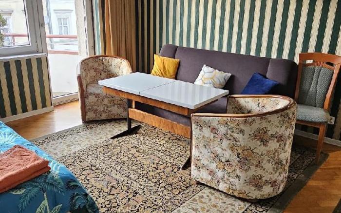 13Stylish apartment in the city center