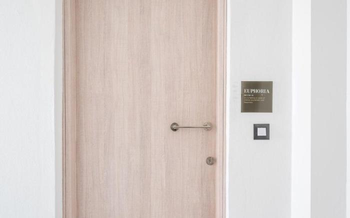 Senaon Urban Living Euphoria with Jacuzzi