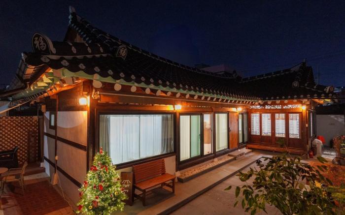 Soo Hanok  (순천 수하녹) – Private Hanok Stay