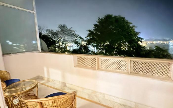 Luxury 2 Bedroom's Apartment