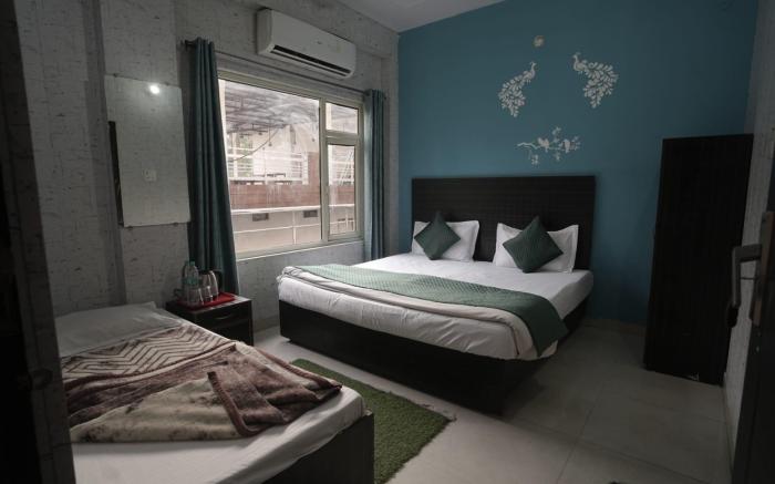Hotel Ananta Inn