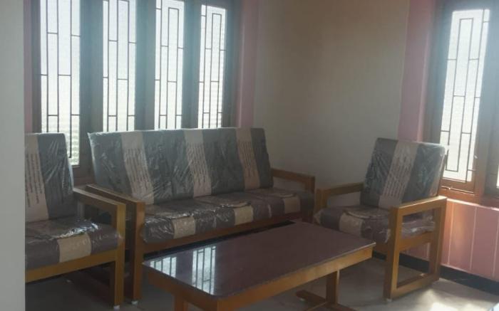 Little Hearts Home Stay
Single  Bedroom