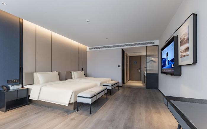 Atour Hotel Jiashan Luoxing Central Garden