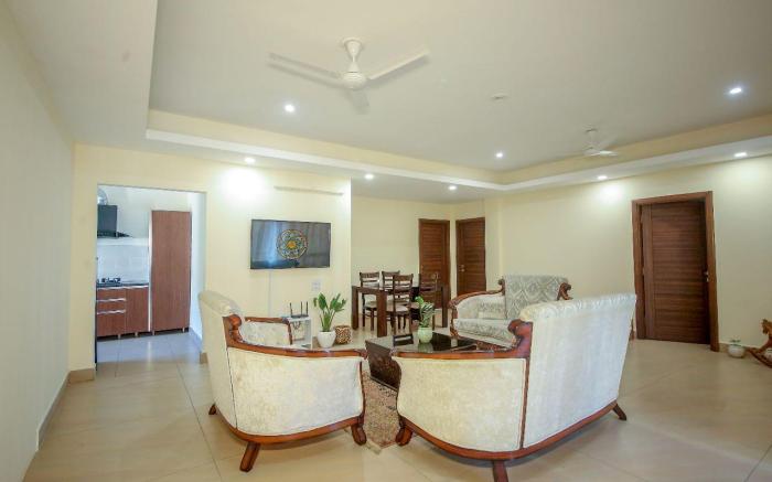 Luxury 3 Bedroom's Apartment 