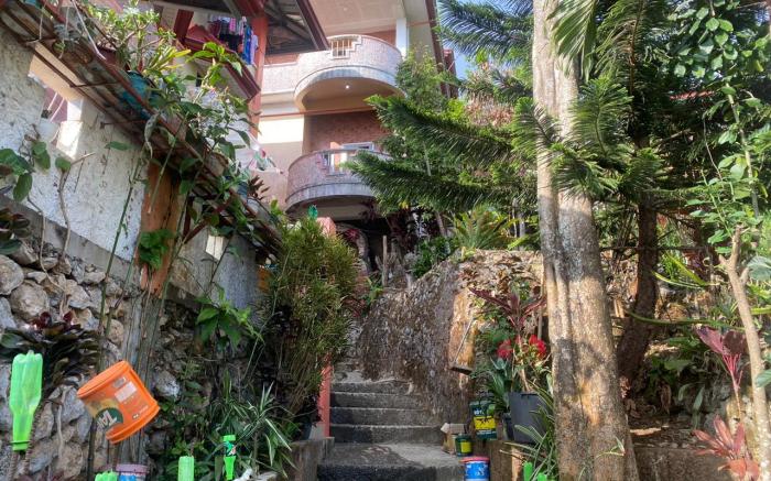 Baguio Mountain Villa View. 3 Spacious bedrooms