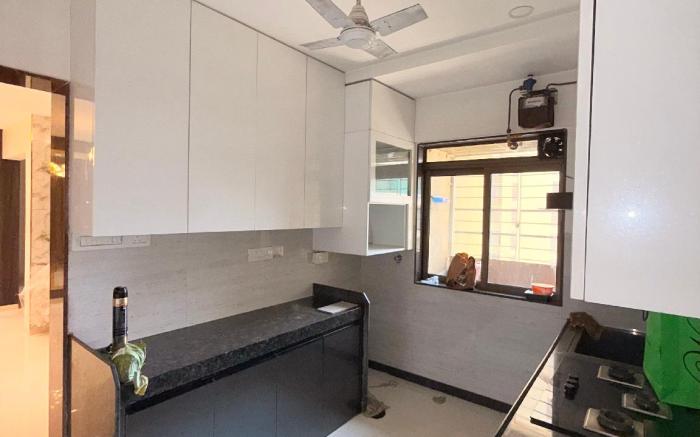 Cozy & Modern 3bhk flat in Thane 