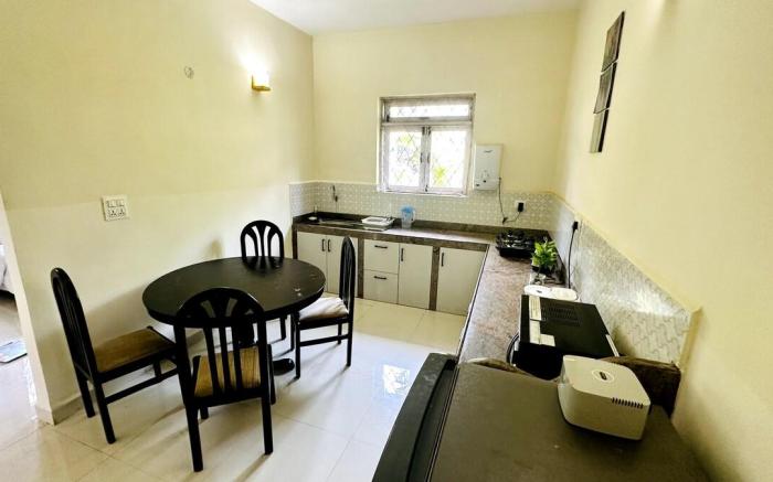 *Eden Roc - 3 BHK Villa 1 min drive to Beach*