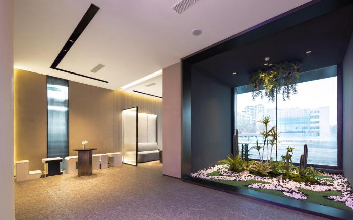 Atour Light Hotel Shenyang Yuhong Square Metro Station