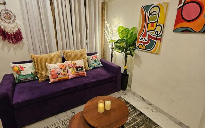 Bandra Bloom- Spacious1BHK near Lilavati&Bandstand