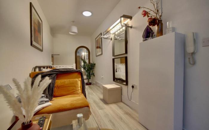 Stunning Compact Studio in the heart of Portsea
