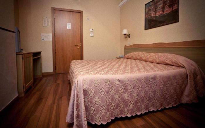 Phi Hotel Ambra