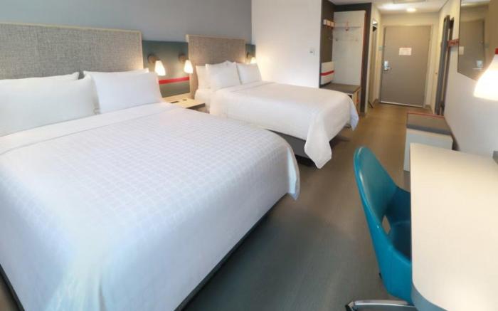 Avid Hotels Queretaro Centro Sur By IHG