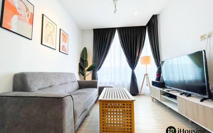 The Wave 2BR Penthouse Near Jonker 23a | I Housing