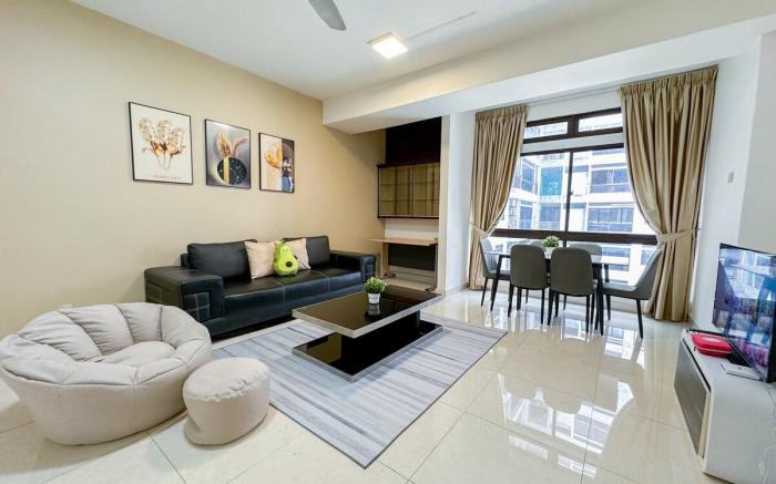 Fahrenheit88 | Newly Renovated | Spacious & Comfy