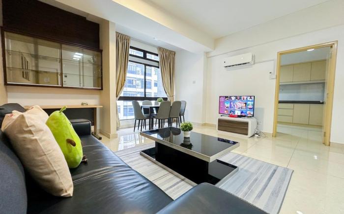 Fahrenheit88 | Newly Renovated | Spacious & Comfy