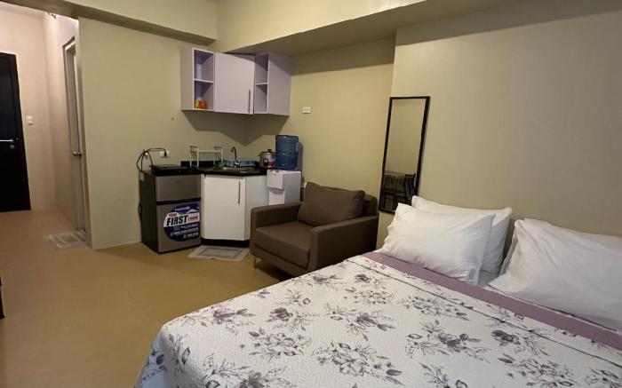 1 Queen Bed, 3 pax