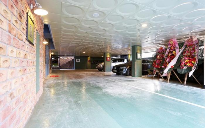 Suwon City Hall Stn Soseol Smith Hotel