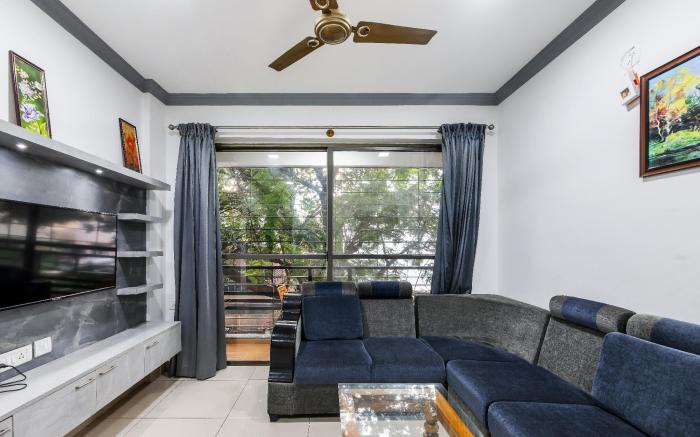 Diamond Suites Service Apartment