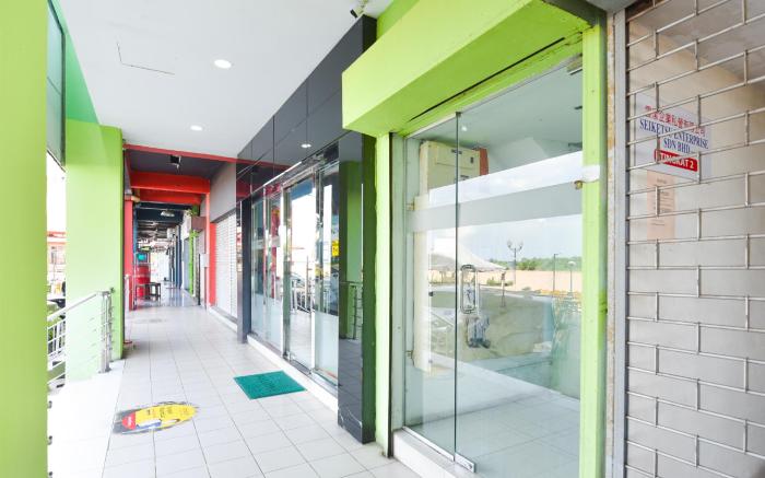 Danceter Destiny Riverside Hotel