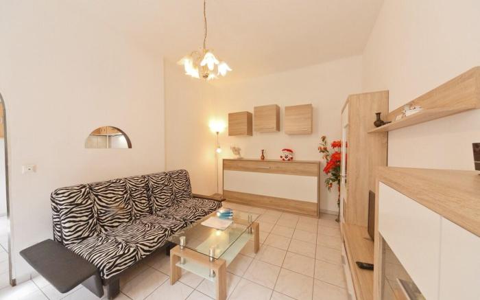 Apartment 12 near Vienna Schönbrunn / Westbahnhof