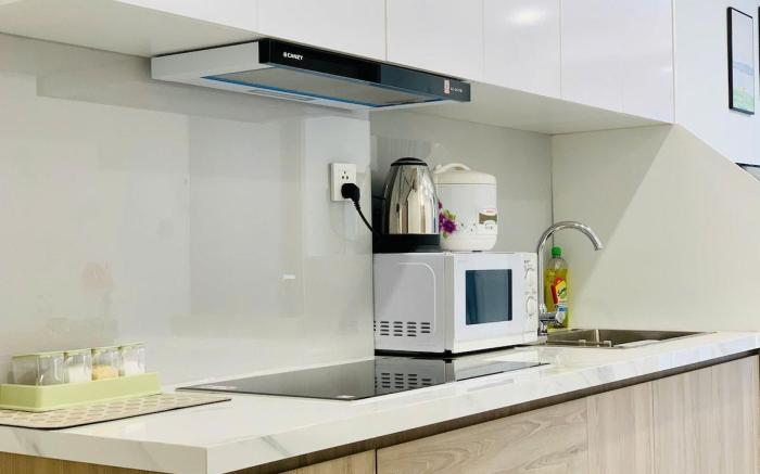 2BR+2WC balcony pool view - Vinhomes Grand Park