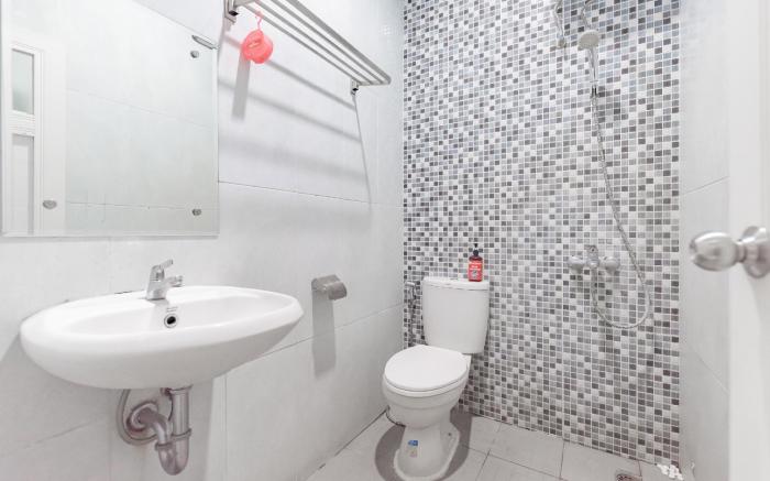 RedDoorz Plus near UNIMED Medan
