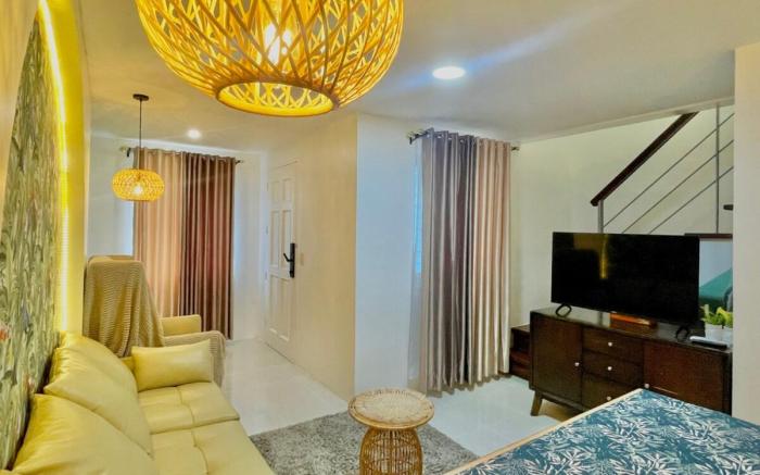 M&B Tropical 3-Bedroom Townhouse at PonteFino 