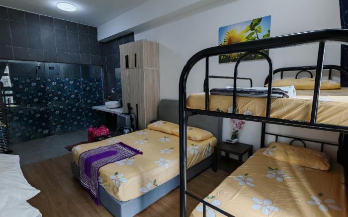 Astoria | Pool | Wifi | 3Bed | +3sleep mat | 7pax