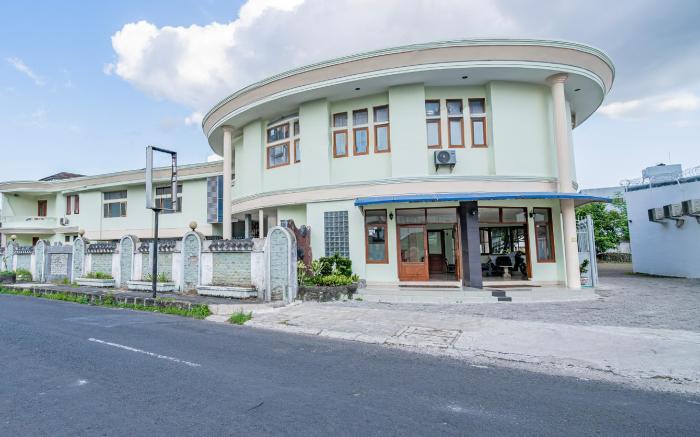 Dancenter Tasikmalaya  Near Alun-Alun Kota Tasik