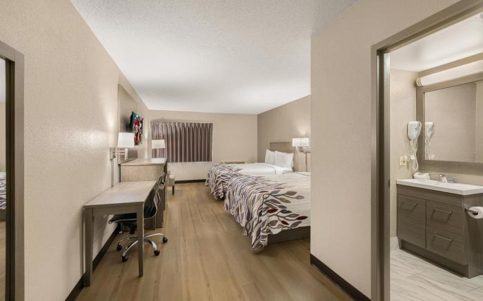 Red Roof Inn & Suites Newport – Middletown, RI