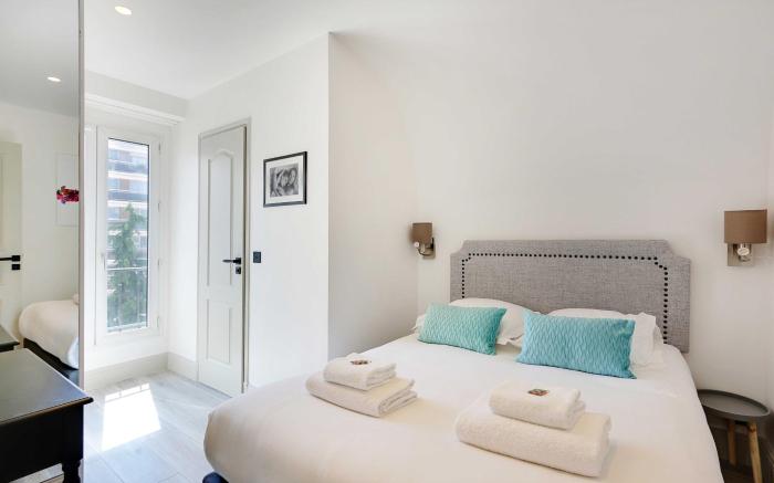 Modern 2BD/6P apartment with A/C - Bastille