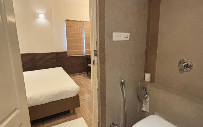 Status Business Hotel