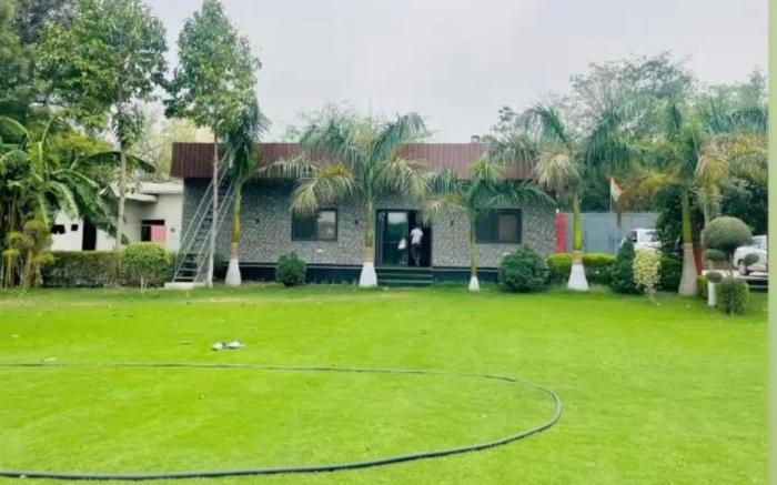The grand farm house Gurguram 