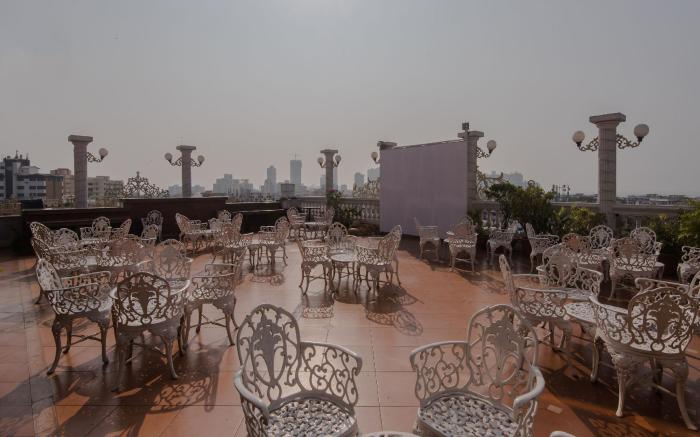 OYO Flagship 15439 Colaba