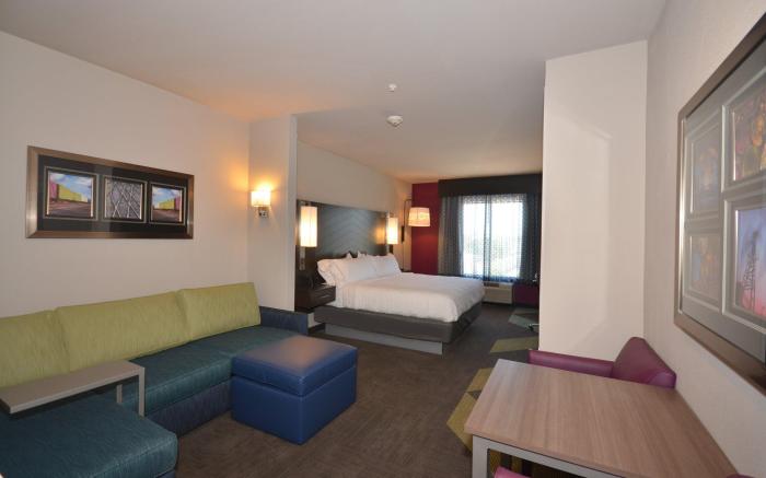 Holiday Inn Express & Suites Oklahoma City Mid - Arpt Area By IHG