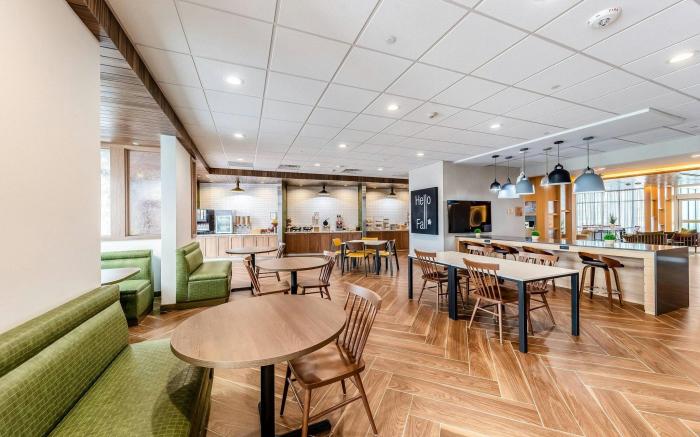 Fairfield by Marriott Inn & Suites Gainesville I-35