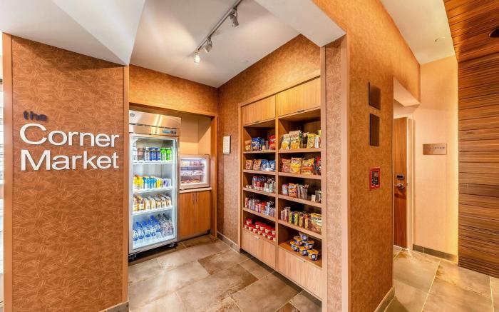 Fairfield by Marriott Inn & Suites Gainesville I-35