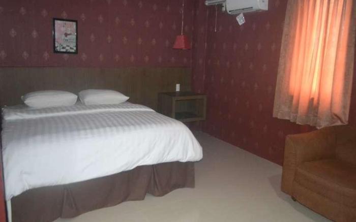 OYO 2574 Z Suites Hotel                                                                     